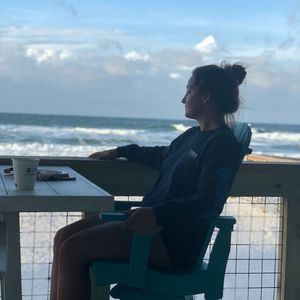 Meet your Posher, Eesha